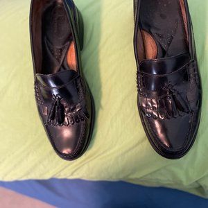 Black Bass Weegins Loafers   Excellent Condition   Size 10